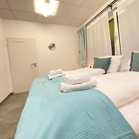 Apartment Lux And Big Moerfelden-Walldorf
