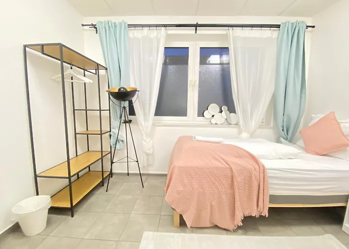 Lux And Big * Mörfelden-Walldorf